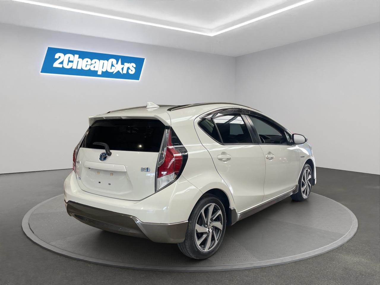 2015 Toyota Aqua X-URBAN Hatchback REVERSING CAMERA + SMART KEY + HEATED SEATS