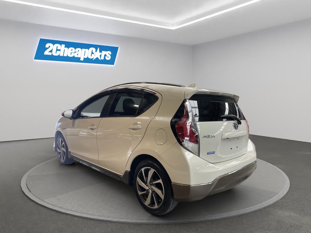 2015 Toyota Aqua X-URBAN Hatchback REVERSING CAMERA + SMART KEY + HEATED SEATS