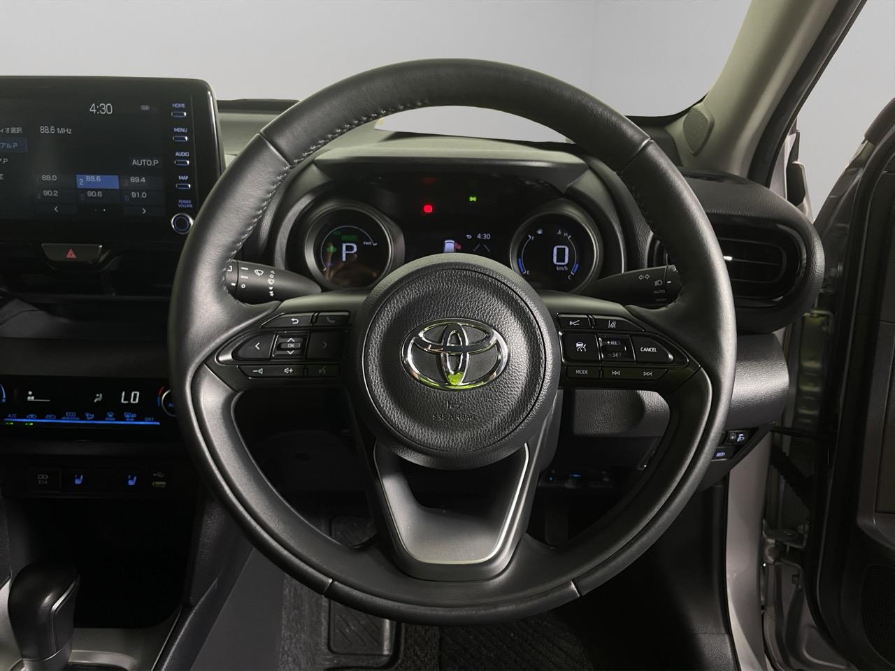 2020 Toyota Yaris Cross Hybrid G RV/SUV LOW KMS + CRUISE CONTROL + HEATED SEATS