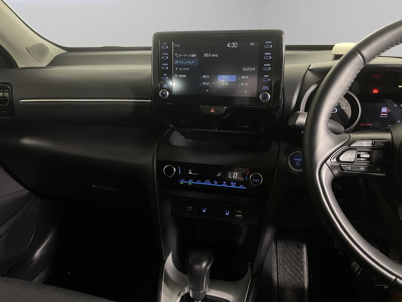 2020 Toyota Yaris Cross Hybrid G RV/SUV LOW KMS + CRUISE CONTROL + HEATED SEATS