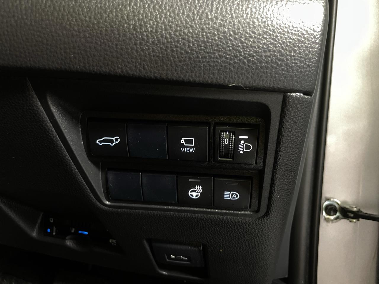 2020 Toyota Yaris Cross Hybrid G RV/SUV LOW KMS + CRUISE CONTROL + HEATED SEATS