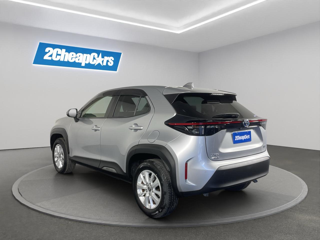 2020 Toyota Yaris Cross Hybrid G RV/SUV LOW KMS + CRUISE CONTROL + HEATED SEATS