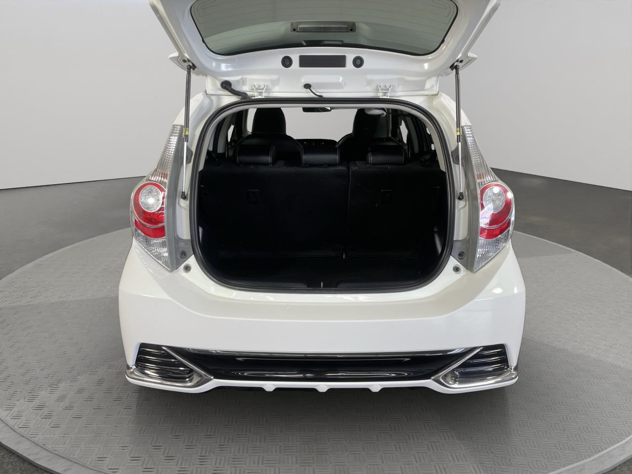 2014 Toyota Aqua G G's Hatchback REVERSING CAMERA + GREAT FUEL EFFICIENCY