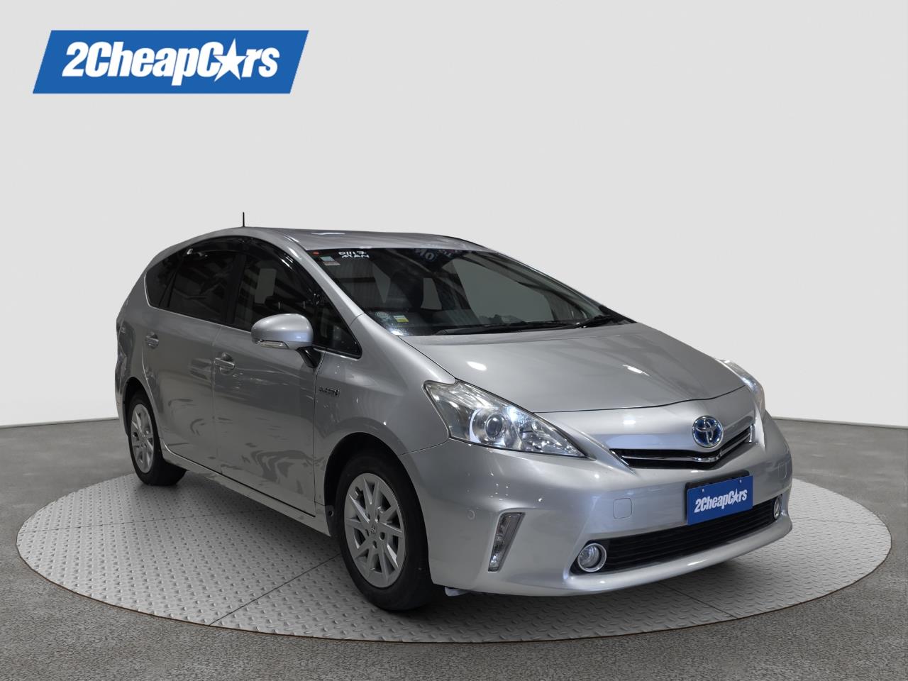 2012 Toyota Prius Alpha S Station Wagon