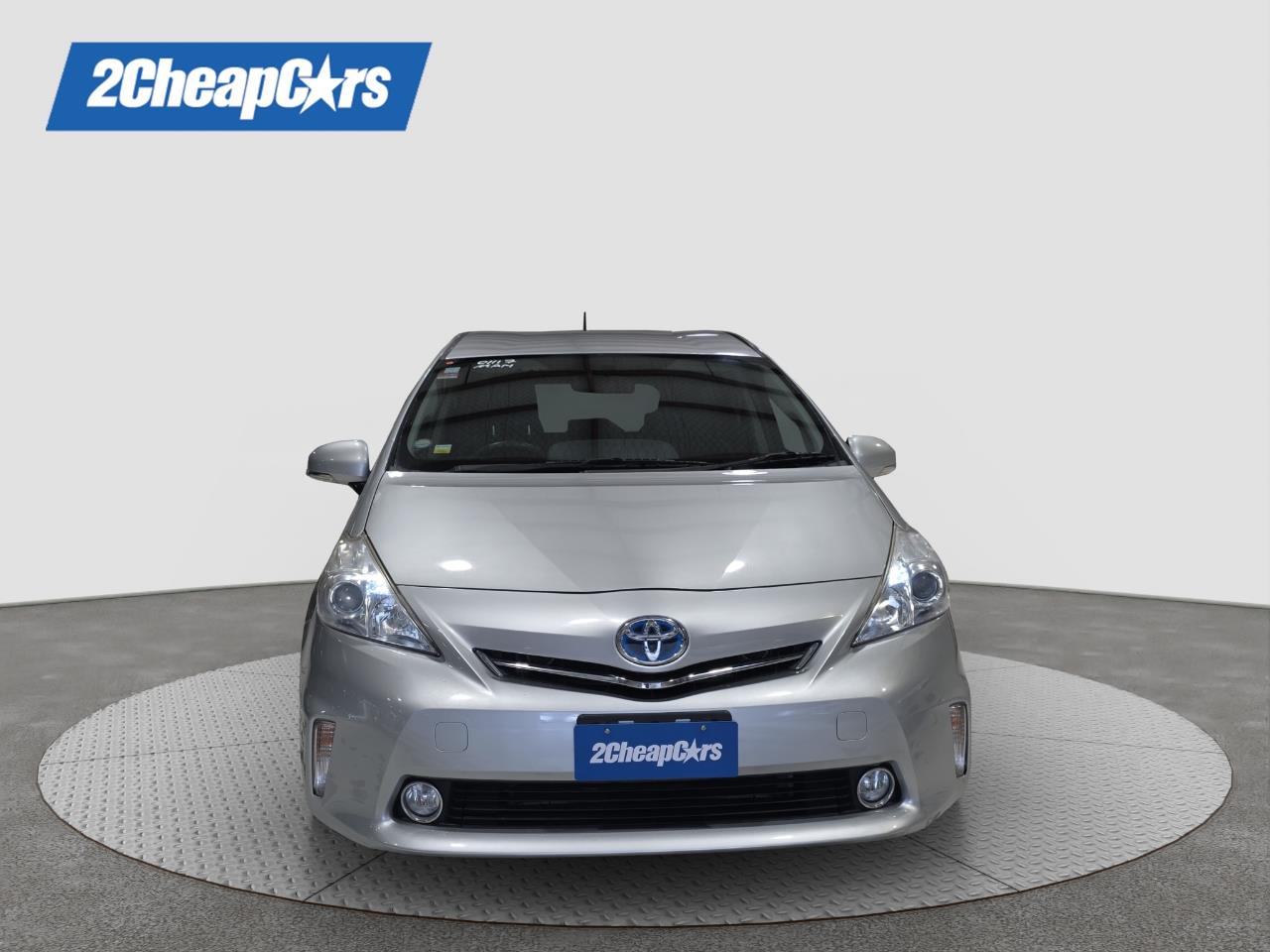 2012 Toyota Prius Alpha S Station Wagon PUSH BUTTON START + REVERSING CAMERA + AUTO LIGHTS