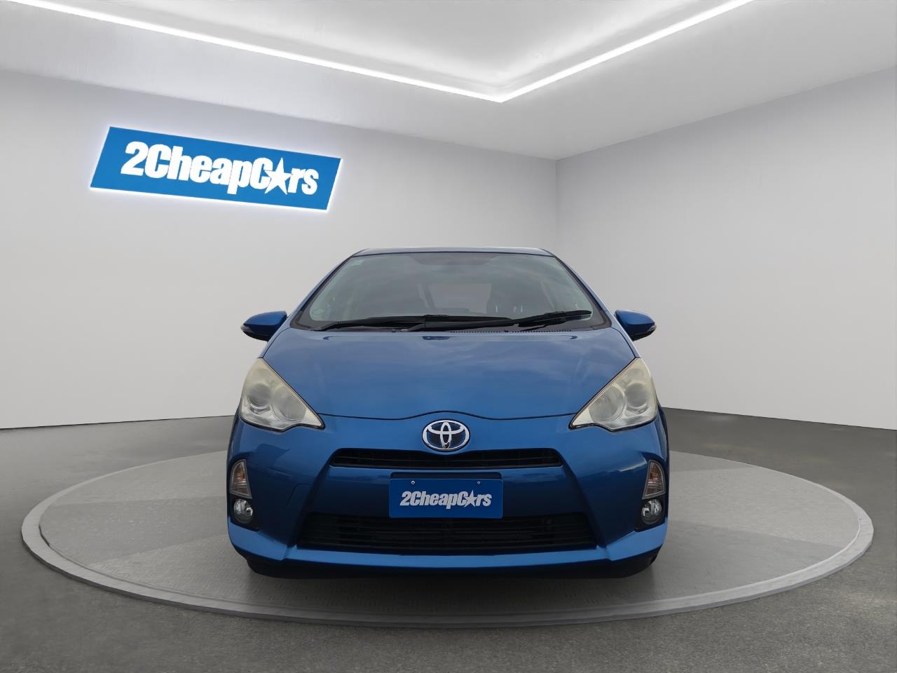 2013 Toyota Aqua S Hatchback SMART KEY + REVERSING CAMERA