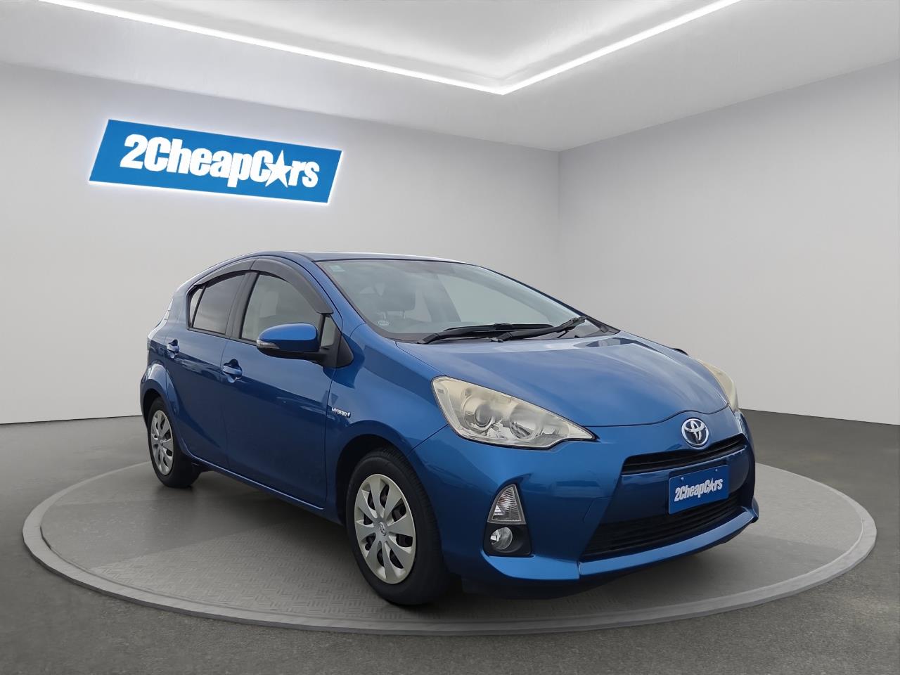2013 Toyota Aqua S Hatchback SMART KEY + REVERSING CAMERA