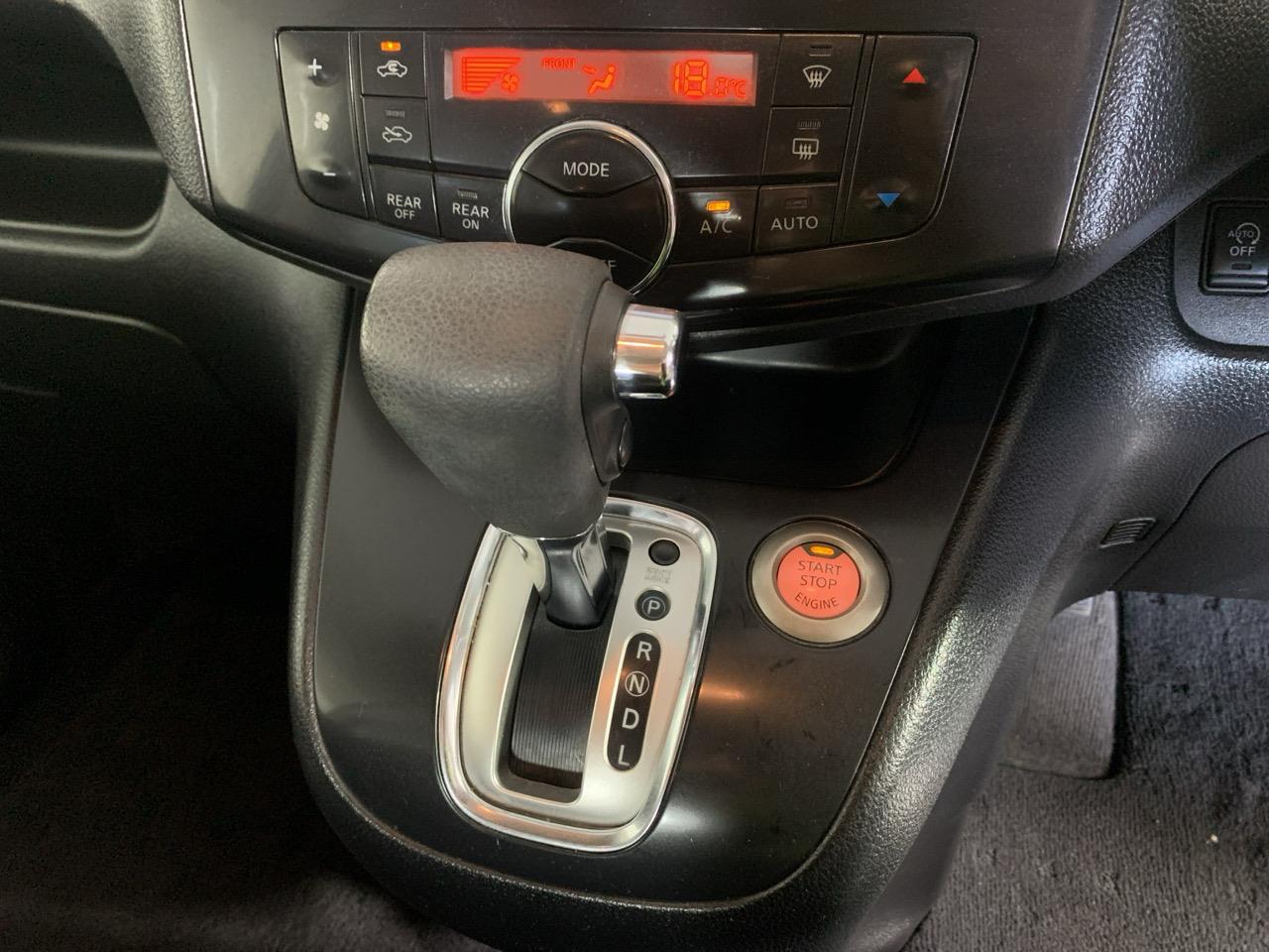 2012 Nissan Serena Hybrid Highway Star People Mover CRUISE CONTROL + POWER SLIDING DOOR  + AUTO LIGHTS