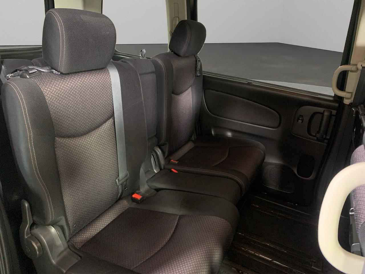 2012 Nissan Serena Hybrid Highway Star People Mover CRUISE CONTROL + POWER SLIDING DOOR  + AUTO LIGHTS