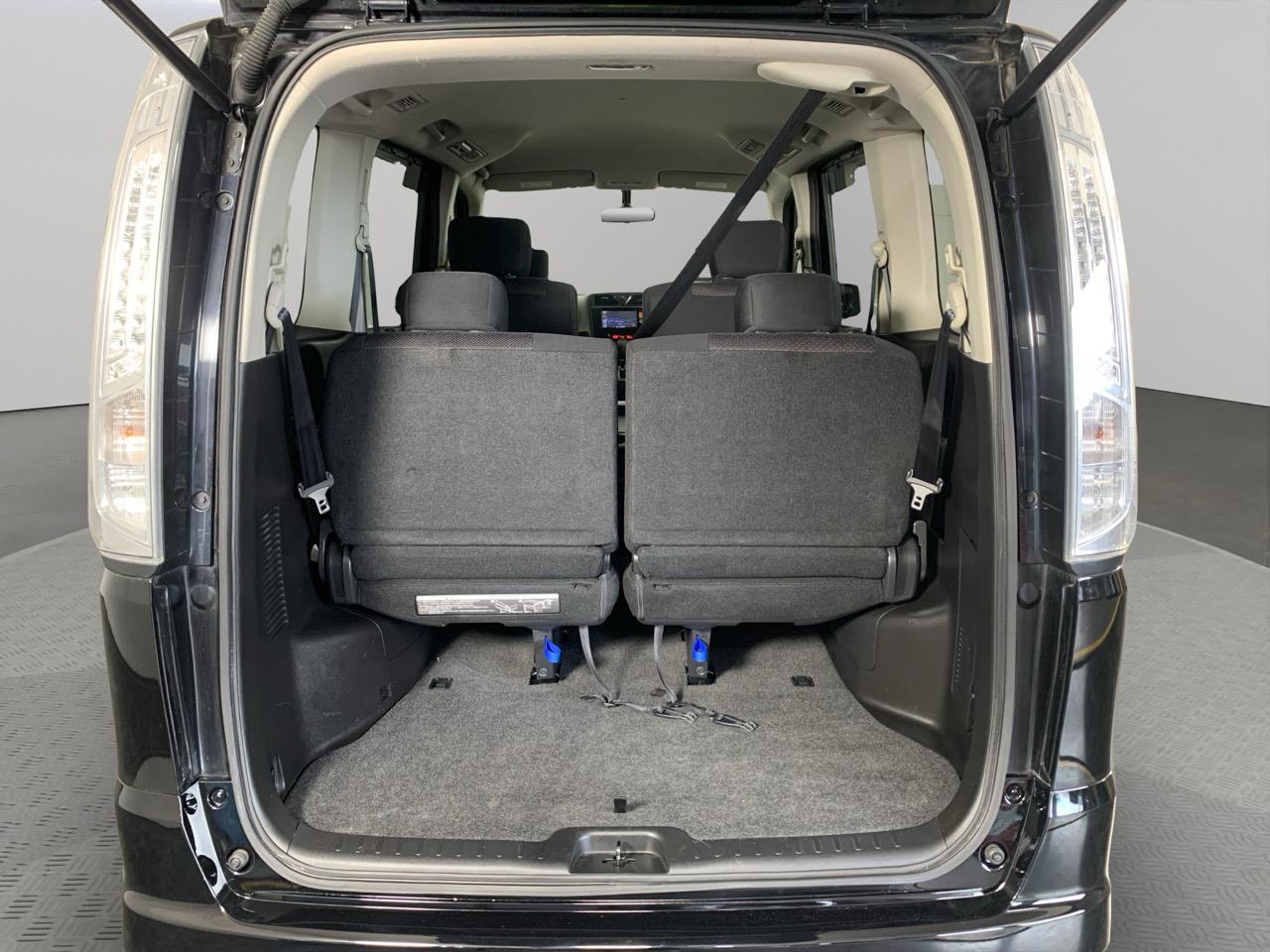 2012 Nissan Serena Hybrid Highway Star People Mover CRUISE CONTROL + POWER SLIDING DOOR  + AUTO LIGHTS