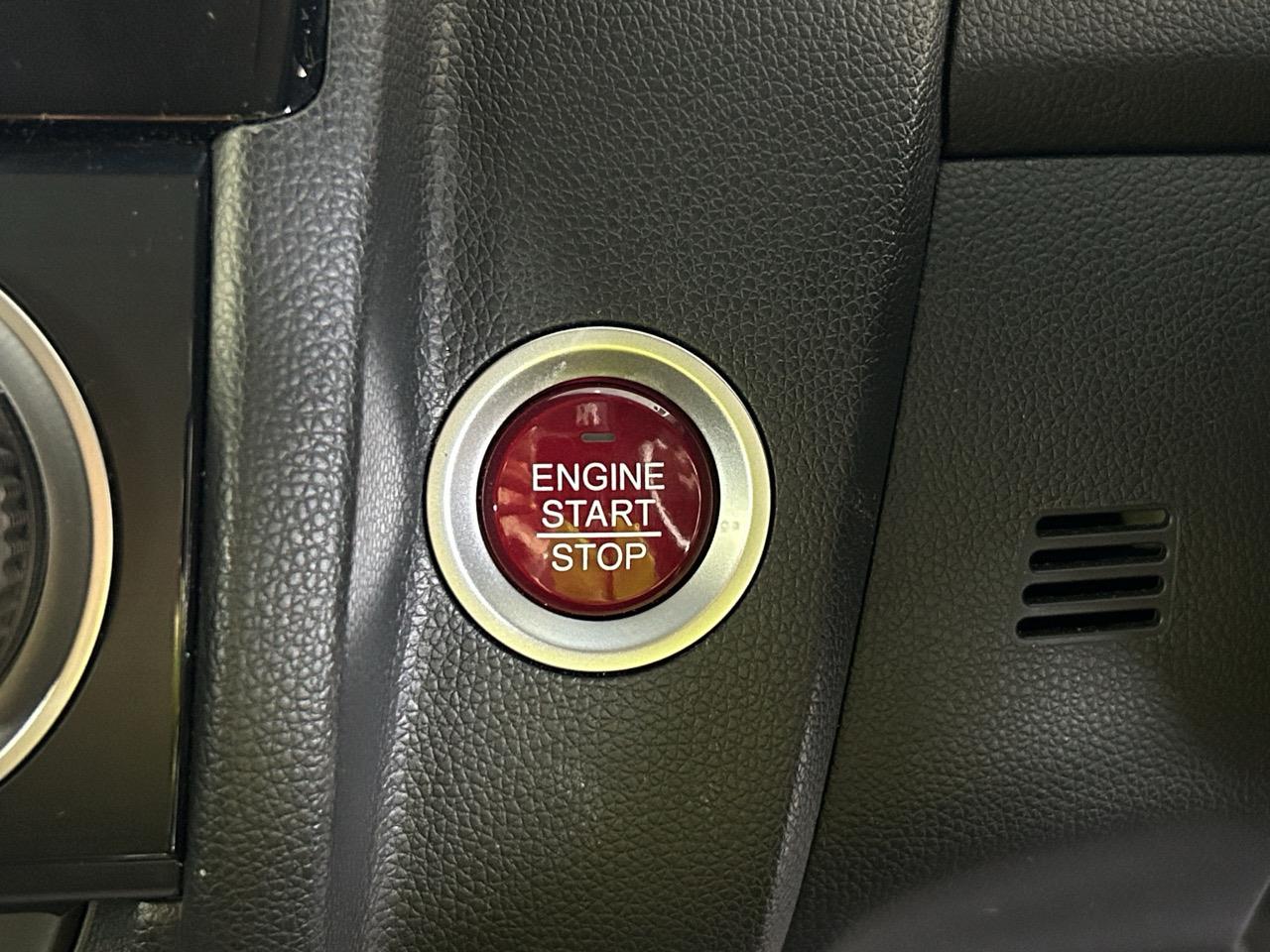 2015 Honda Fit Jazz New Shape Hatchback LOW KM + SMART KEY