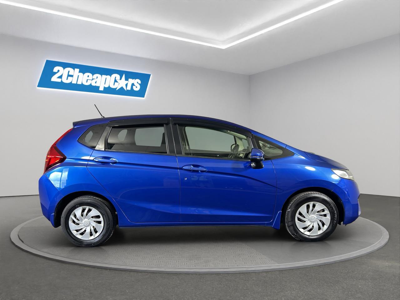 2015 Honda Fit Jazz New Shape Hatchback LOW KM + SMART KEY