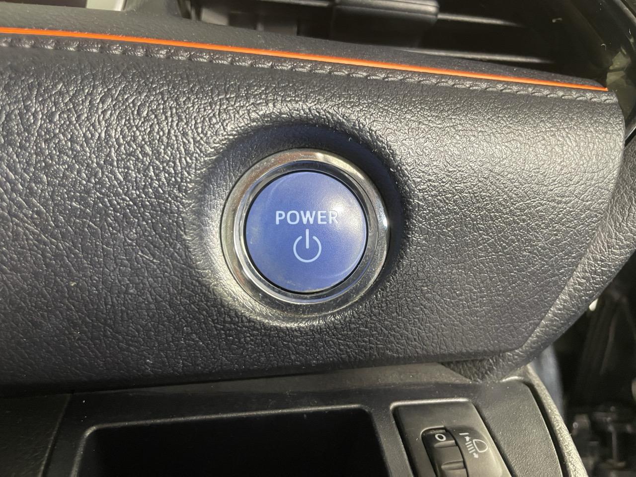 2015 Toyota Sienta HYBRID X People Mover ELECTRIC SLIDING DOOR + REVERSING CAMERA