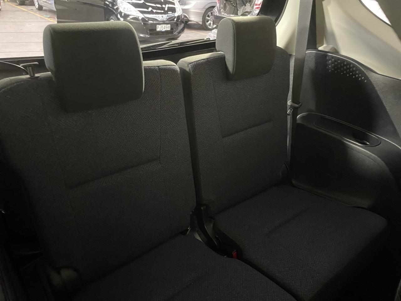 2015 Toyota Sienta HYBRID X People Mover ELECTRIC SLIDING DOOR + REVERSING CAMERA