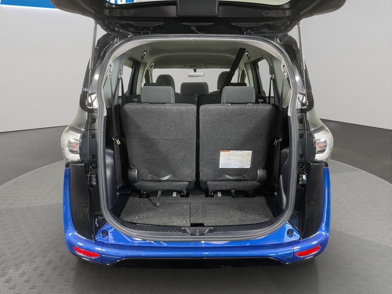 2015 Toyota Sienta HYBRID X People Mover ELECTRIC SLIDING DOOR + REVERSING CAMERA