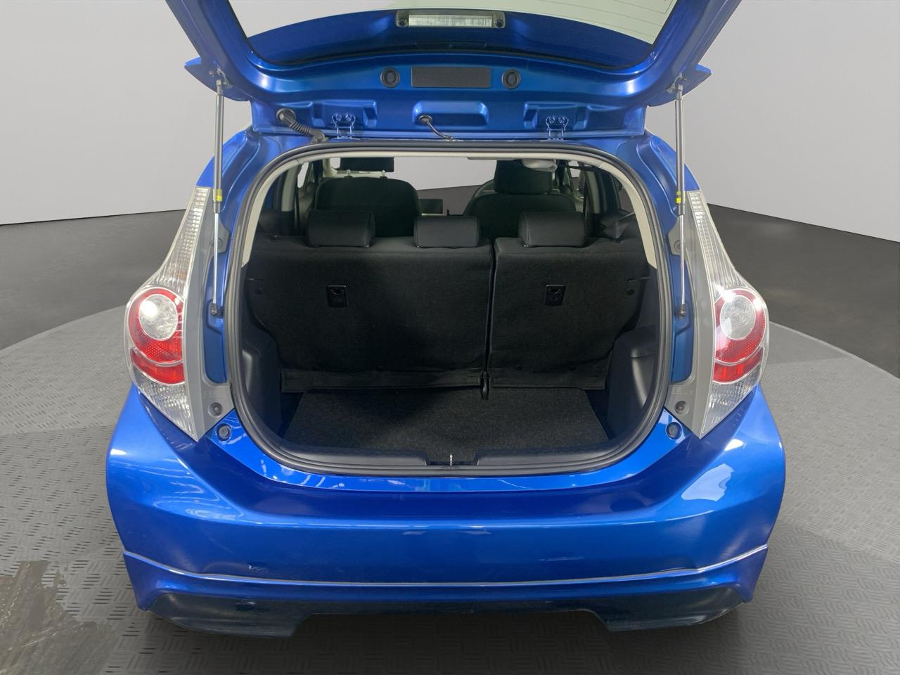 2014 Toyota Aqua S AERO Hatchback LOW KMS + REVERSING CAMERA + PUSH BUTTON START