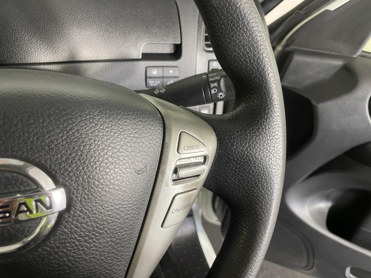 2013 Nissan Serena Hybrid People Mover REVERSING CAMERA + POWER SLIDING DOORS