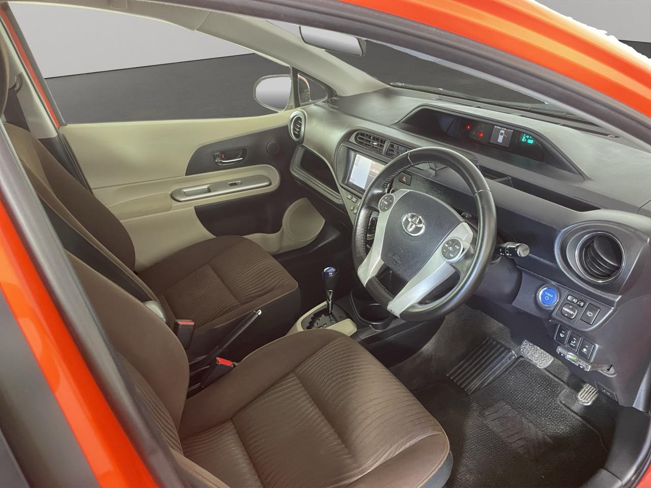 2012 Toyota Aqua Hybrid Hatchback REVERSING CAMERA + AUTO LIGHTS + PUSH START