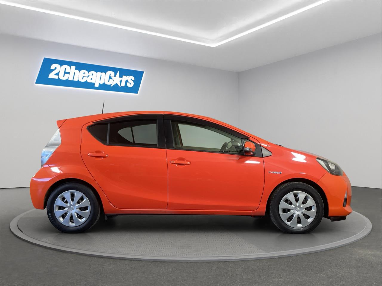 2012 Toyota Aqua Hybrid Hatchback REVERSING CAMERA + AUTO LIGHTS + PUSH START