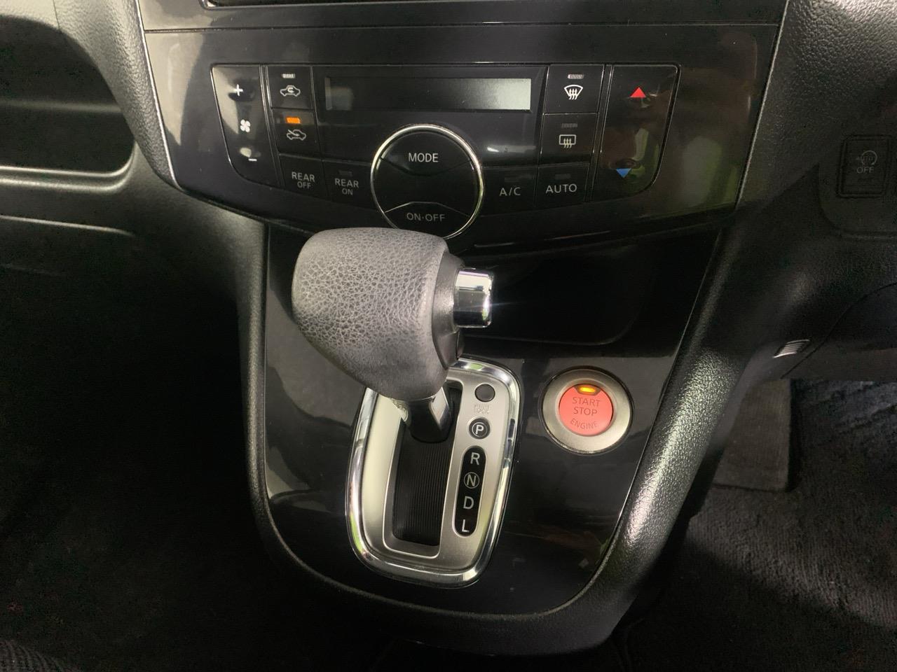 2013 Nissan Serena HIGH WAY STAR G S-HYBRID People Mover CRUISE CONTROL + POWER SLIDING DOORS + AUTO LIGHTS