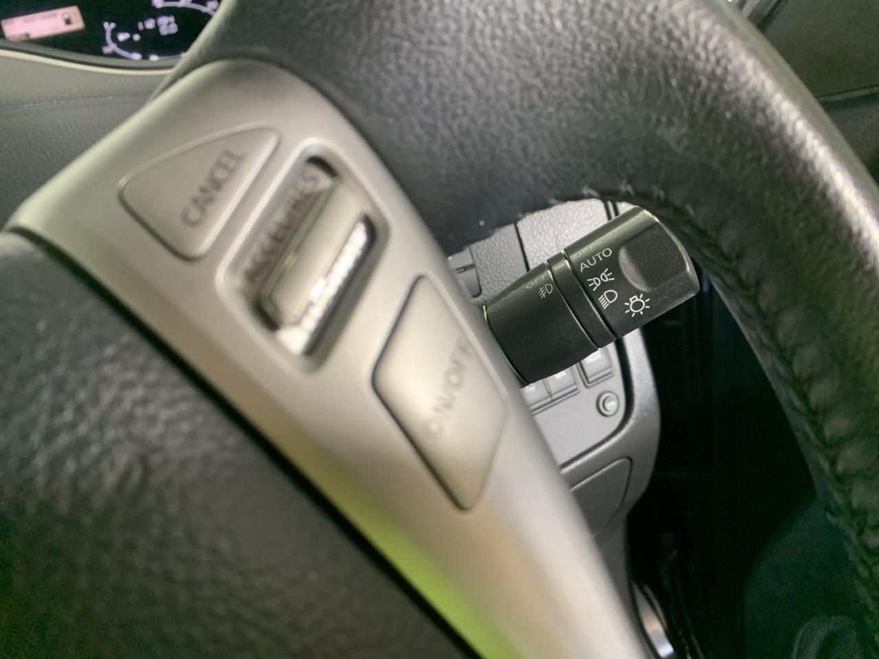 2013 Nissan Serena HIGH WAY STAR G S-HYBRID People Mover CRUISE CONTROL + POWER SLIDING DOORS + AUTO LIGHTS