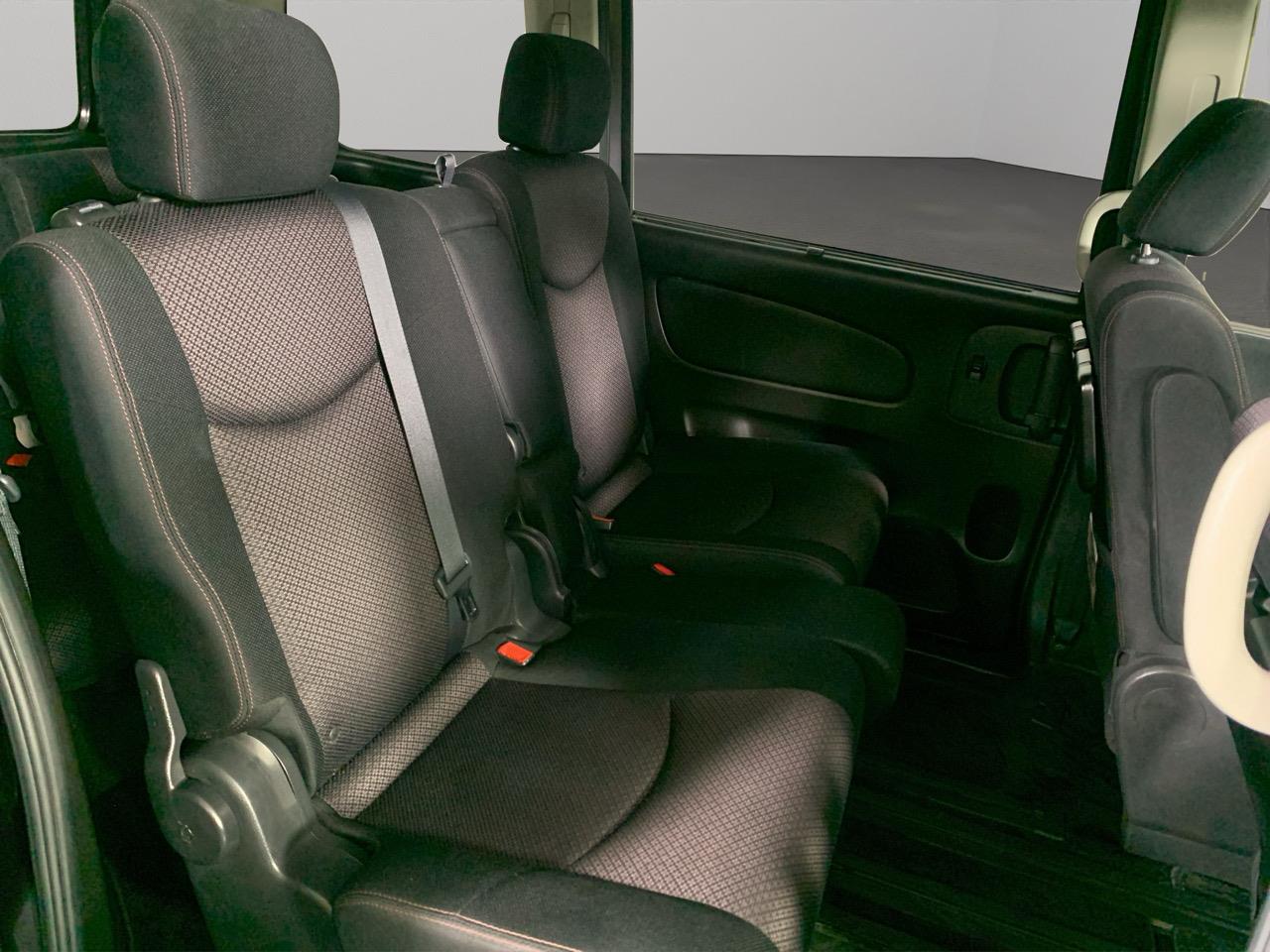 2013 Nissan Serena HIGH WAY STAR G S-HYBRID People Mover CRUISE CONTROL + POWER SLIDING DOORS + AUTO LIGHTS