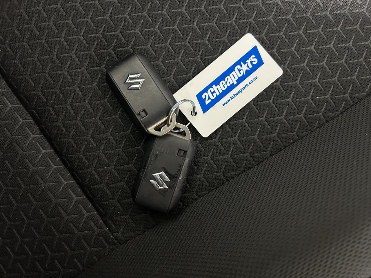 2018 Suzuki Swift Late Shape Hatchback SMART KEY + REVERSING CAMERA + AUTO LIGHTS