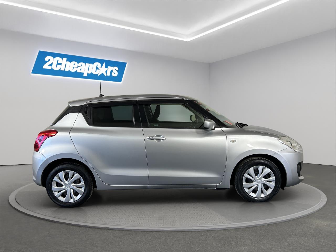 2018 Suzuki Swift Late Shape Hatchback SMART KEY + REVERSING CAMERA + AUTO LIGHTS