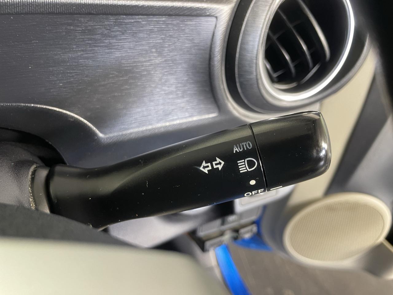 2012 Toyota Aqua G Hatchback PUSH SRART + AUTO LIGHTS