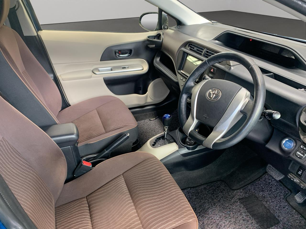 2012 Toyota Aqua G Hatchback PUSH SRART + AUTO LIGHTS