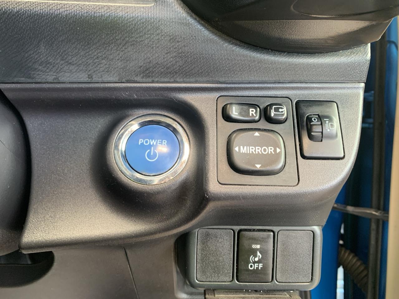 2012 Toyota Aqua G Hatchback PUSH SRART + AUTO LIGHTS