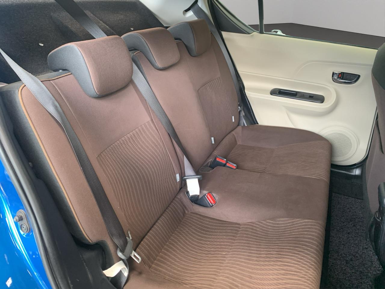 2012 Toyota Aqua G Hatchback PUSH SRART + AUTO LIGHTS