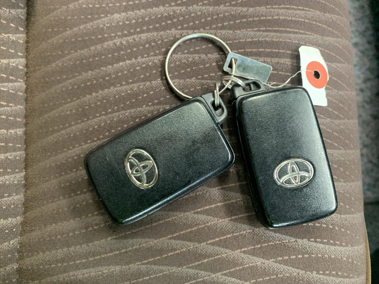 2012 Toyota Aqua G Hatchback PUSH SRART + AUTO LIGHTS