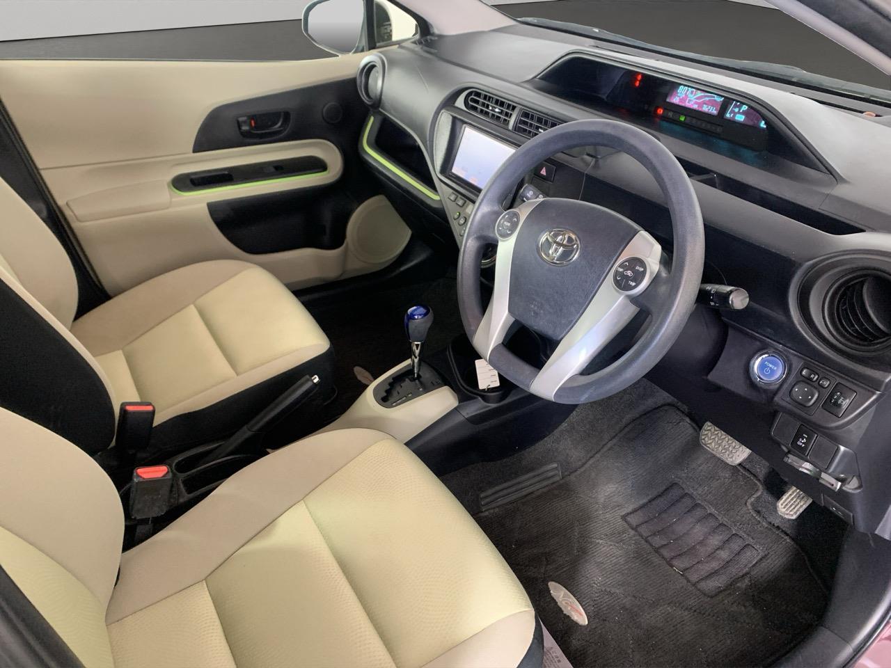 2014 Toyota Aqua S Hatchback REVERSING CAMERA + AUTO LIGHTS + PUSH BUTTON START