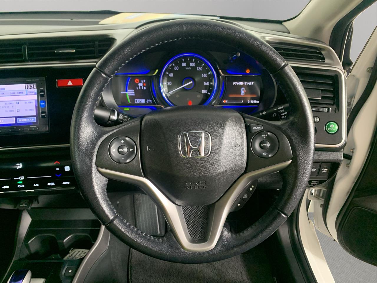 2016 Honda Grace Hybrid LX Sedan LOW KM + CRUISE CONTROL + REVERSING CAMERA