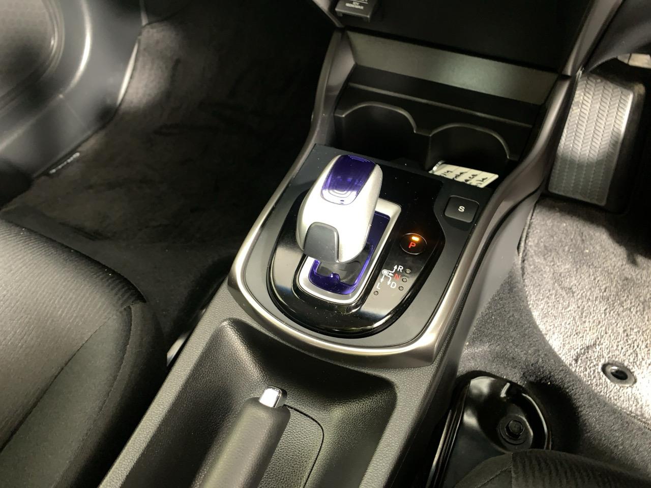 2016 Honda Grace Hybrid LX Sedan LOW KM + CRUISE CONTROL + REVERSING CAMERA