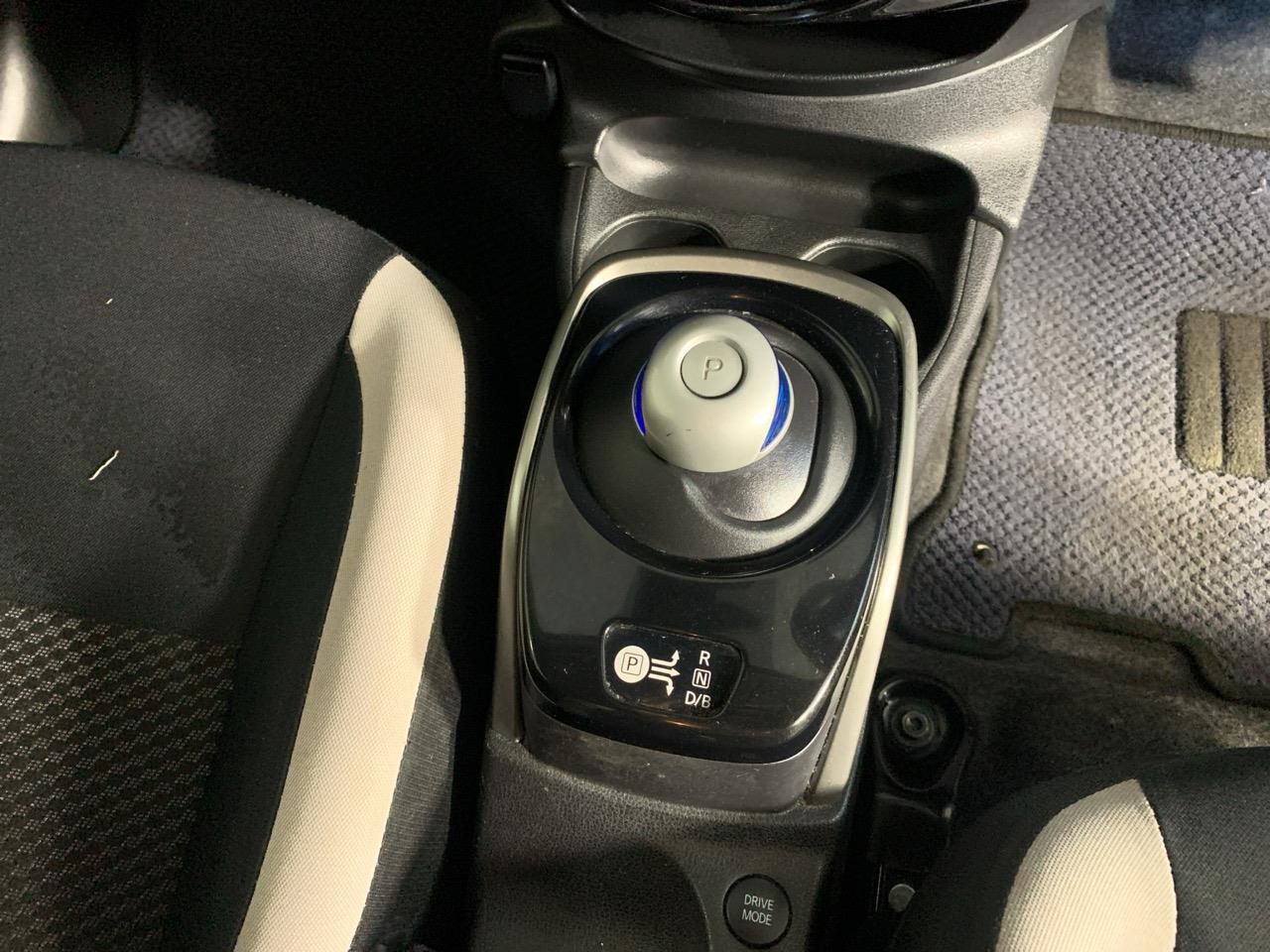 2020 Nissan Note e-power Hatchback LOW KMS+ AUTO LIGHTS + PUSH BUTTON START