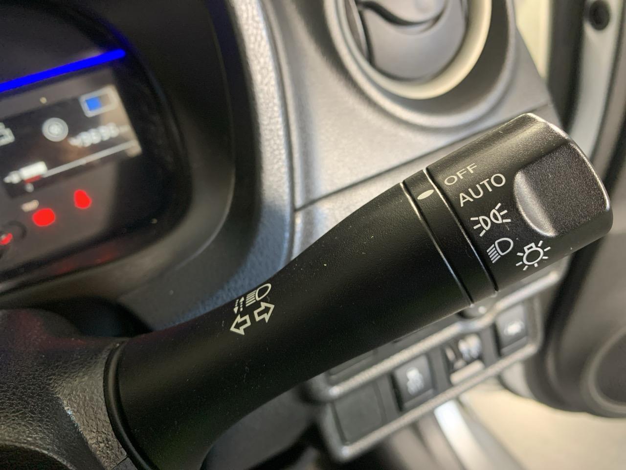 2020 Nissan Note e-power Hatchback LOW KMS+ AUTO LIGHTS + PUSH BUTTON START