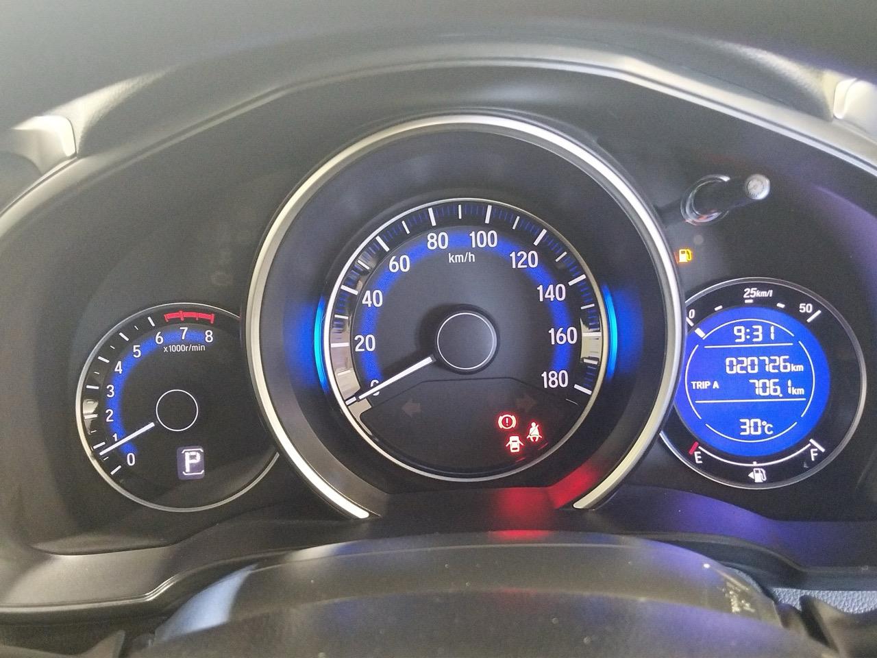 2014 Honda Fit Jazz New Shape Hatchback LOW KMS + REVERSING CAMERA + PUSH START