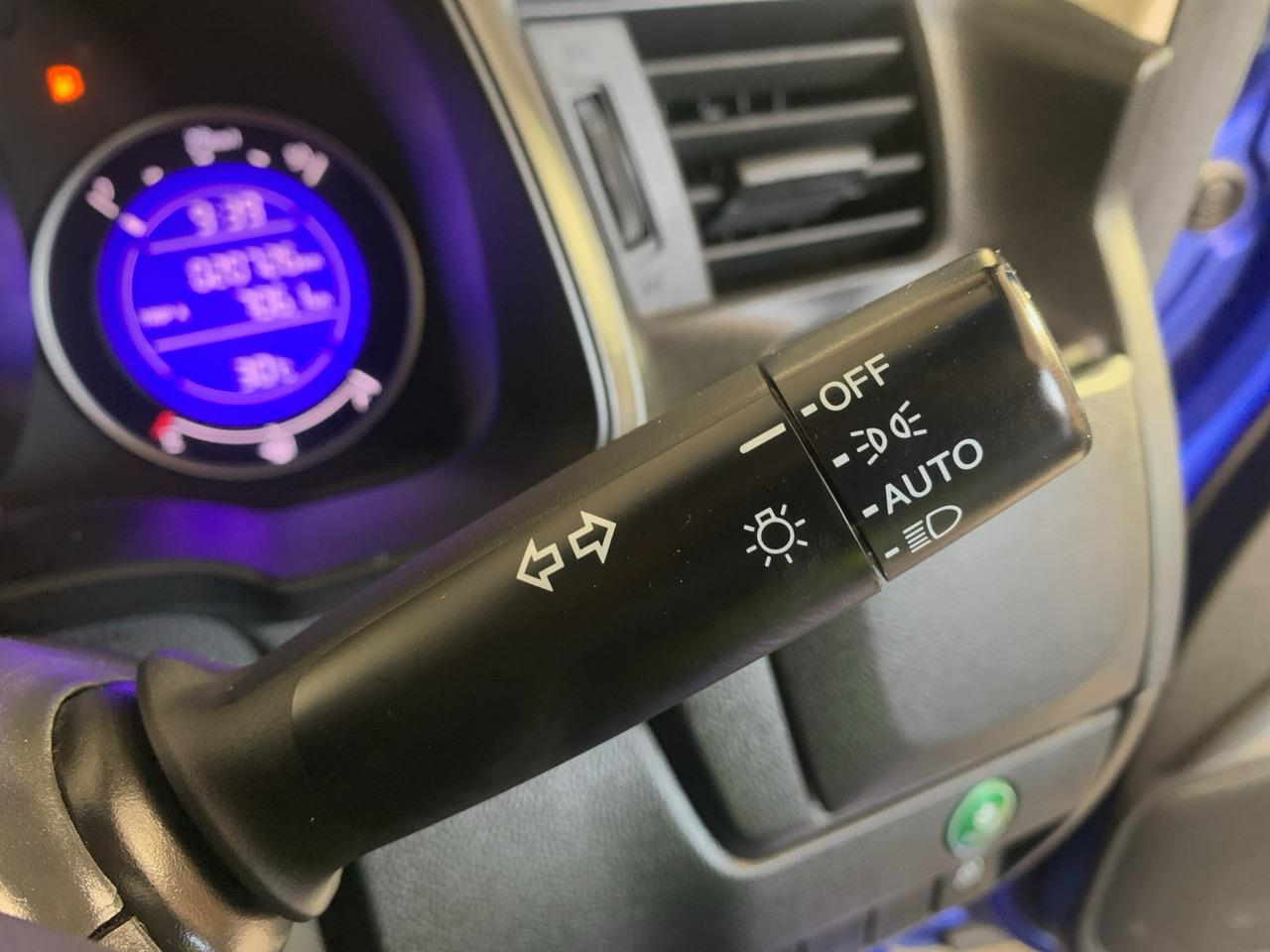 2014 Honda Fit Jazz New Shape Hatchback LOW KMS + REVERSING CAMERA + PUSH START