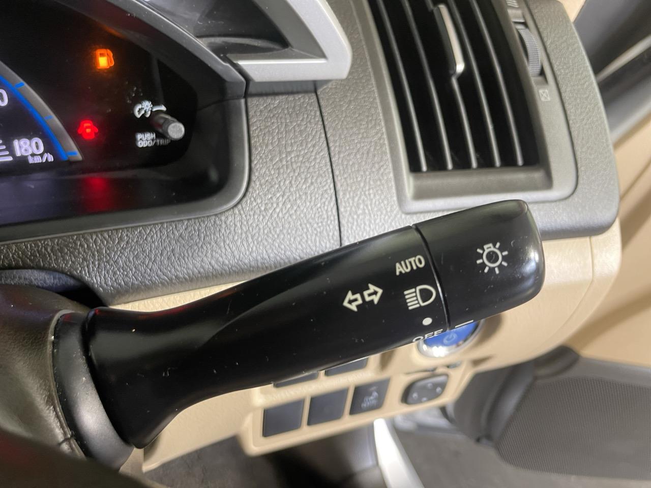 2012 Toyota SAI S AS Package Sedan LOW KM + REVERSING CAMERA + CRUISE CONTROL