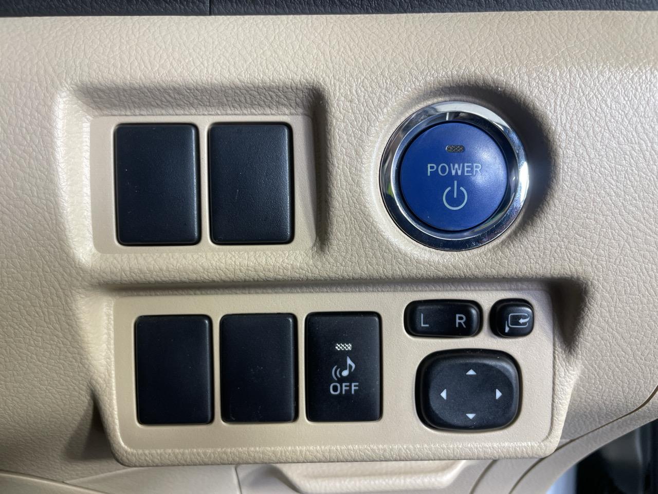 2012 Toyota SAI S AS Package Sedan LOW KM + REVERSING CAMERA + CRUISE CONTROL