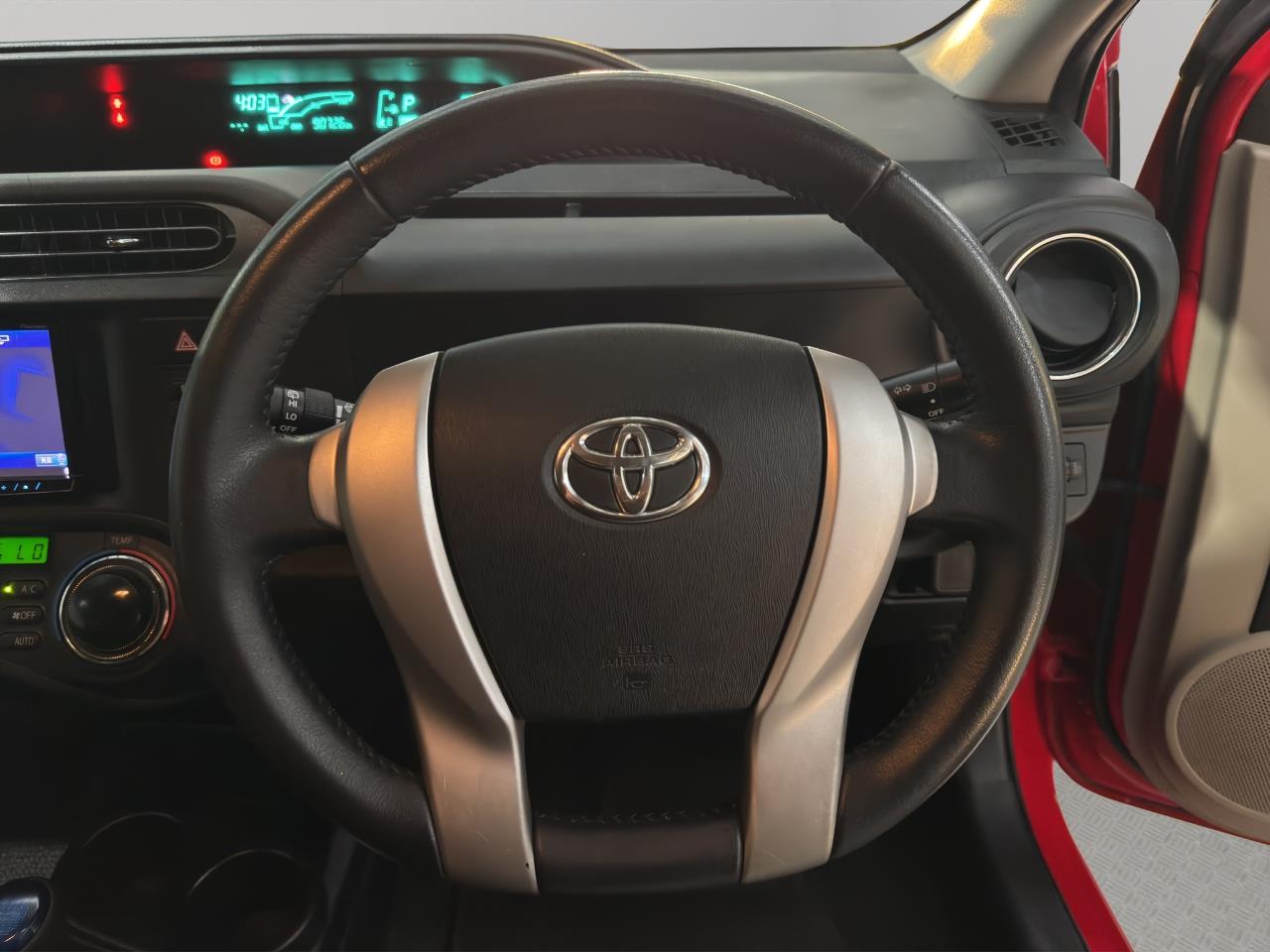 2013 Toyota Aqua G Hatchback SMART KEY + GREAT FUEL EFFICIENCY