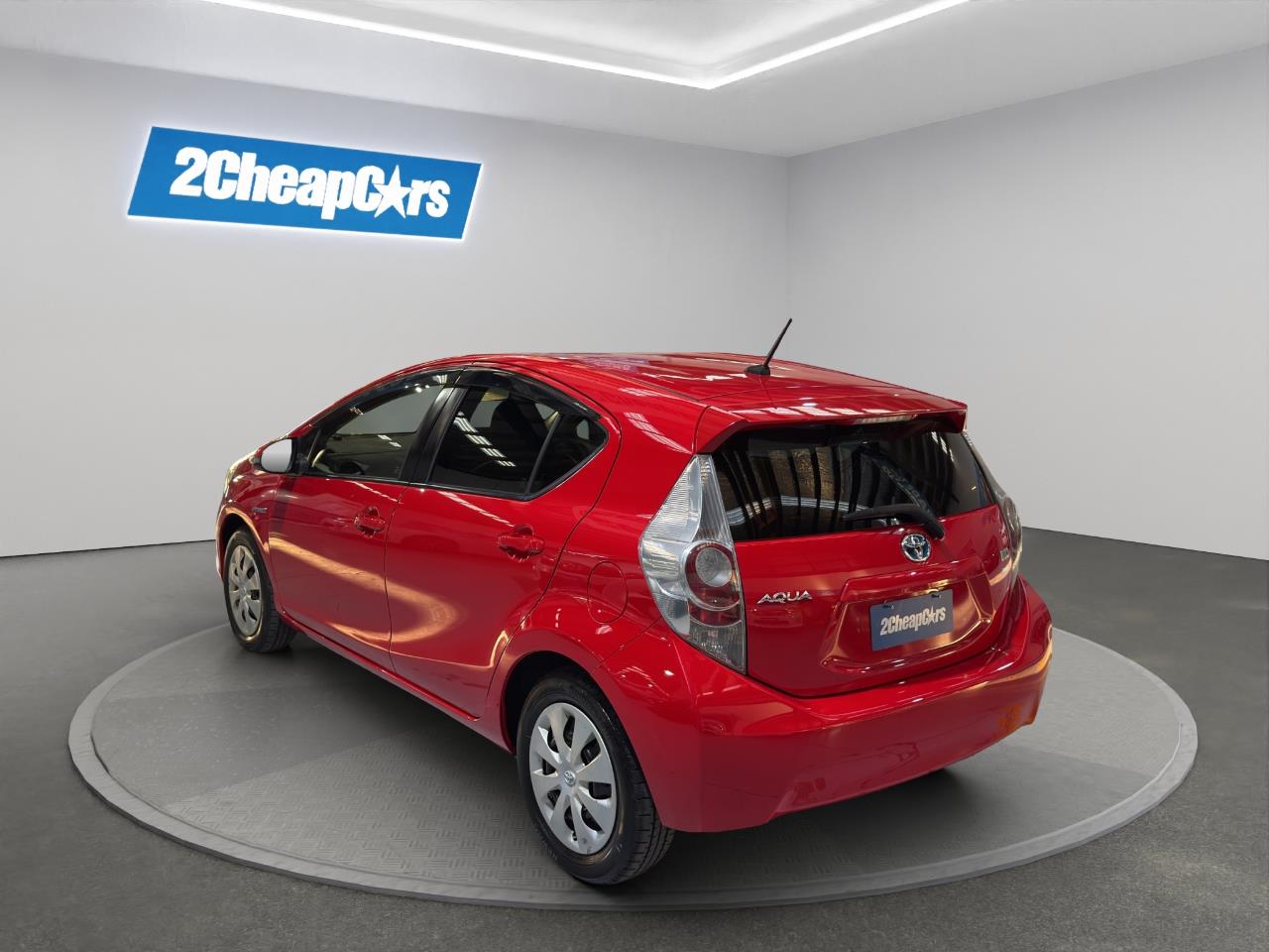 2013 Toyota Aqua G Hatchback SMART KEY + GREAT FUEL EFFICIENCY