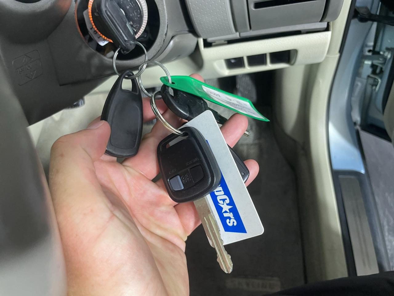 2001 Nissan Skyline 350GT Sedan LEATHER SEATS + MAG WHEEL