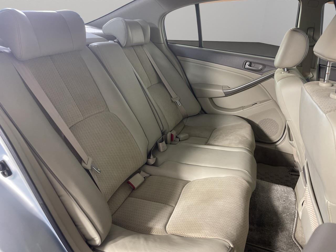 2001 Nissan Skyline 350GT Sedan LEATHER SEATS + MAG WHEEL