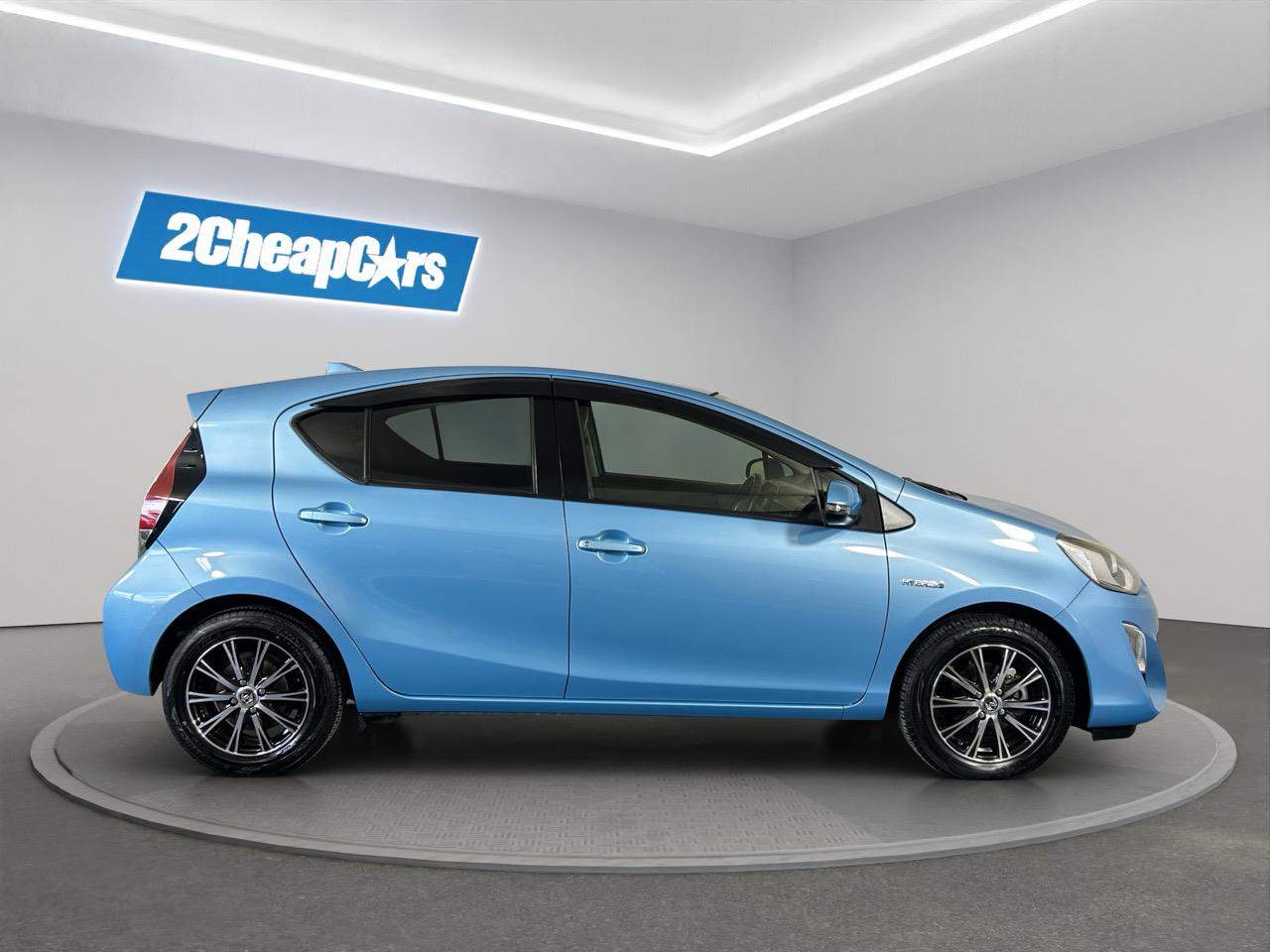 2015 Toyota Aqua Facelift Model G Black Soft Leather Selection Hatchback LOW KMS + REVERSING CAMERA + SMART KEY