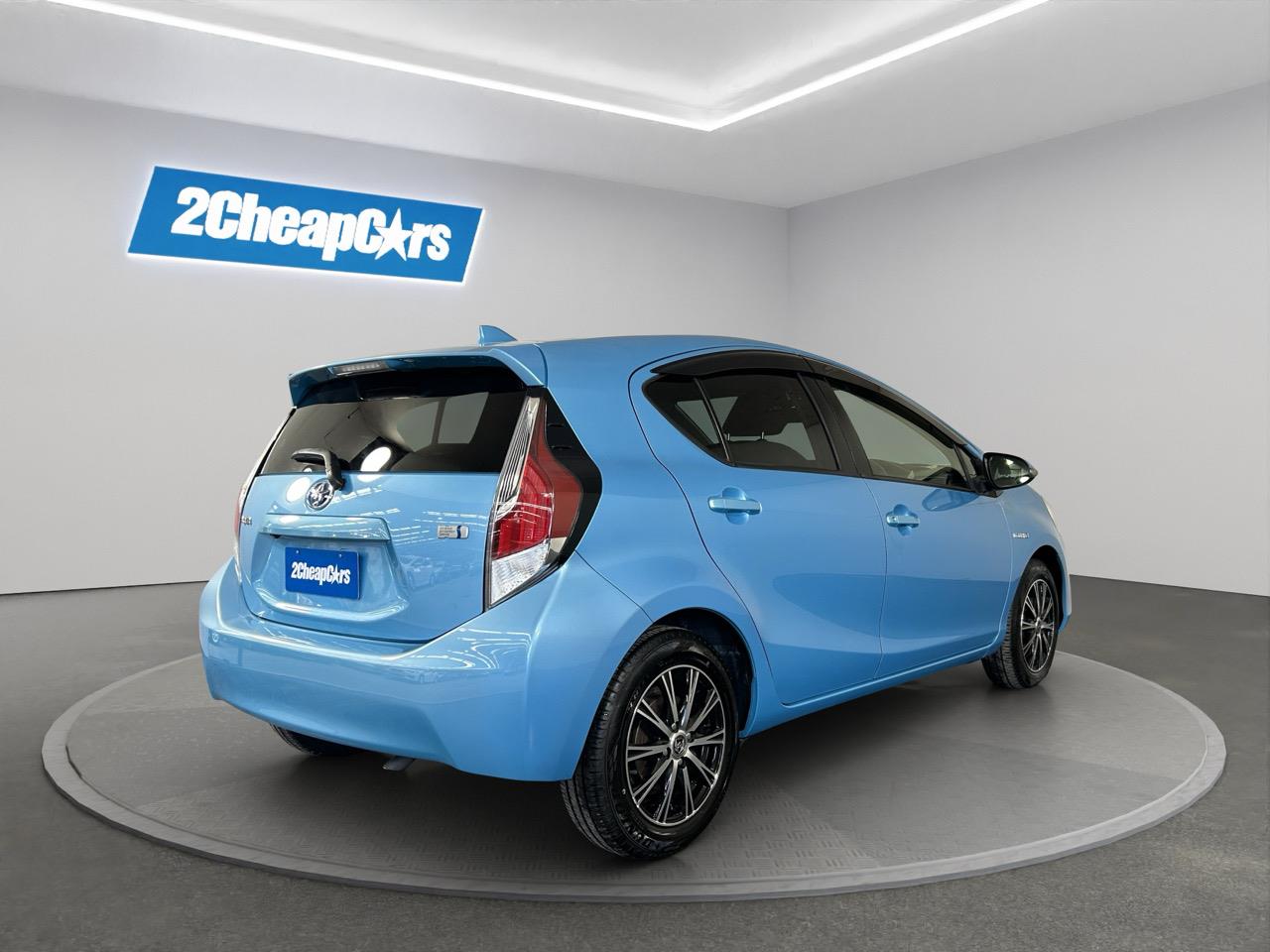 2015 Toyota Aqua Facelift Model G Black Soft Leather Selection Hatchback LOW KMS + REVERSING CAMERA + SMART KEY