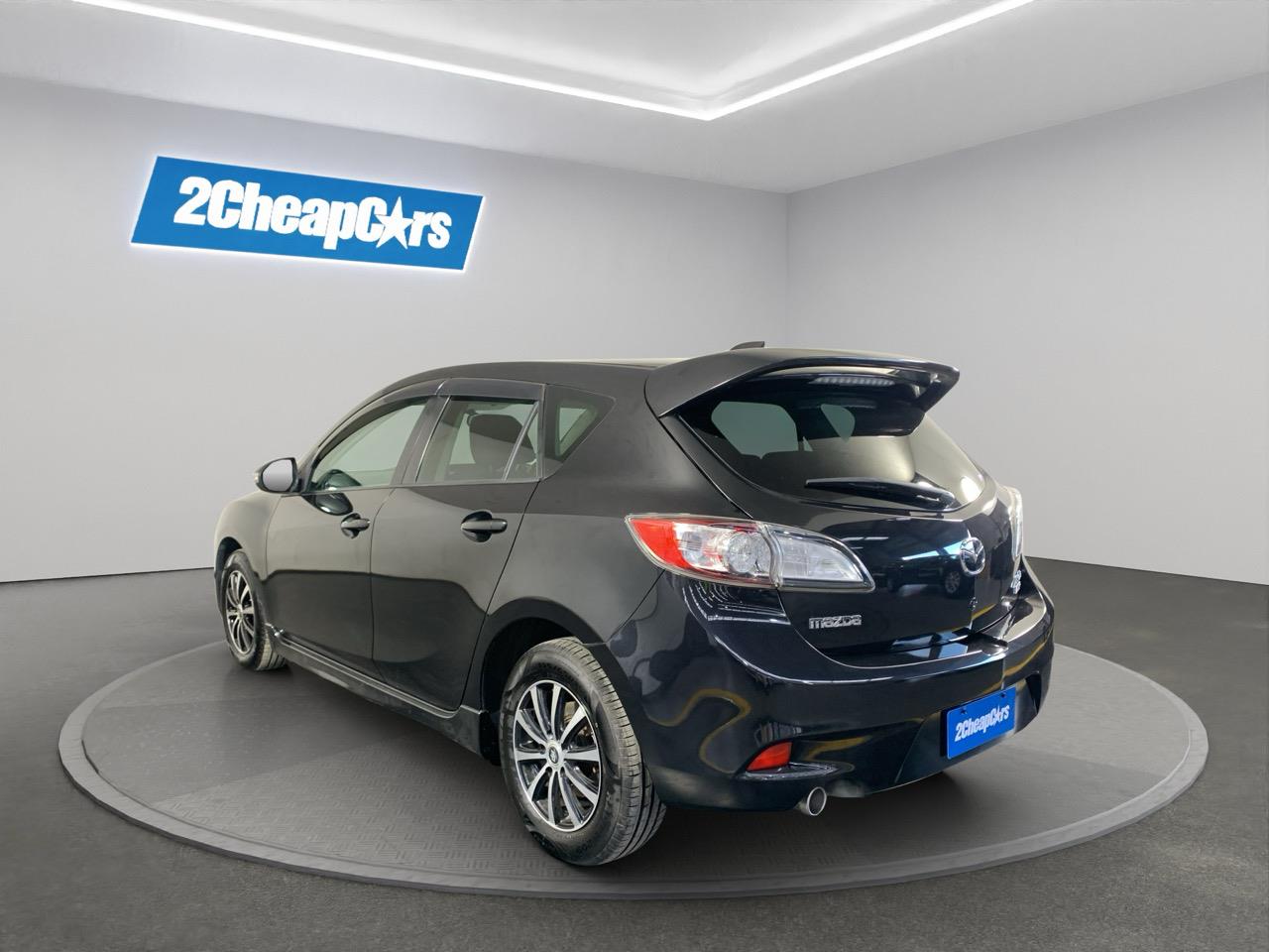 2013 Mazda Axela 3 SPORT 20S Hatchback LOW KM + CRUISE CONTROL + REVERSING CAMERA