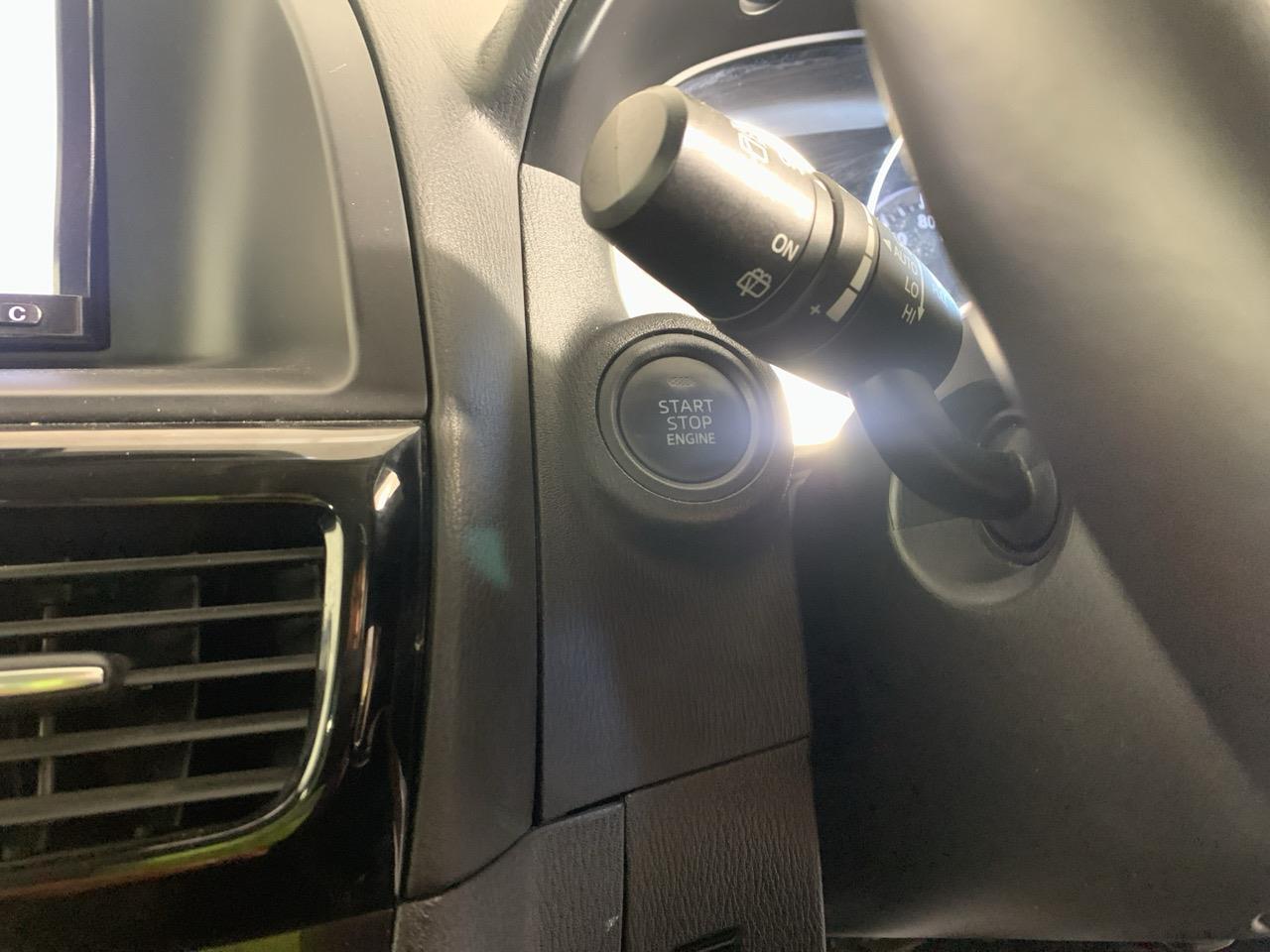 2012 Mazda CX-5 SKYACTIVE RV/SUV PUSH BUTTON START + AUTO LIGHTS + REVERSING CAMERA